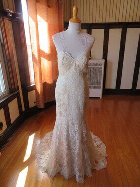 Justin Alexander Wedding Dress